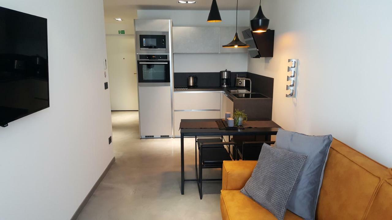 Apartman Vip, With Free Garage Parking Pula Exterior photo
