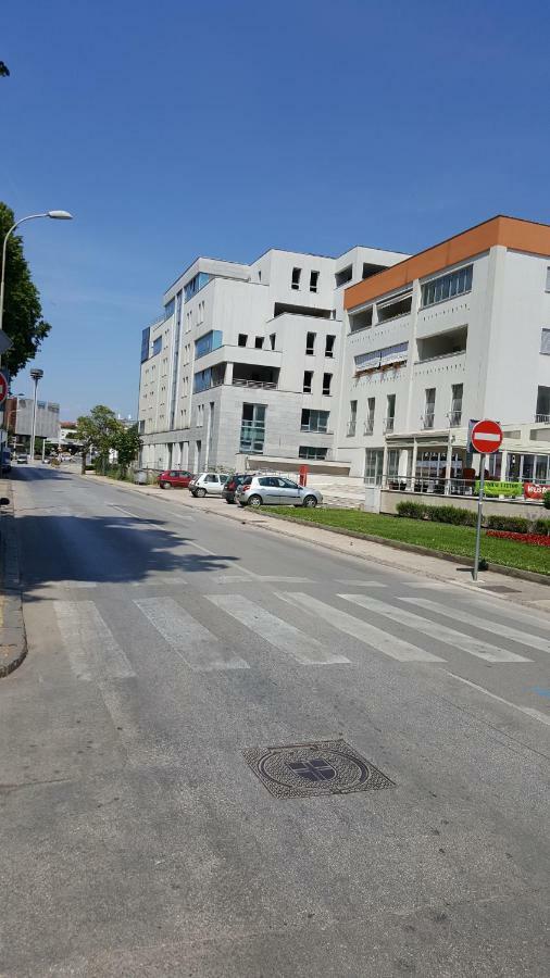 Apartman Vip, With Free Garage Parking Pula Exterior photo