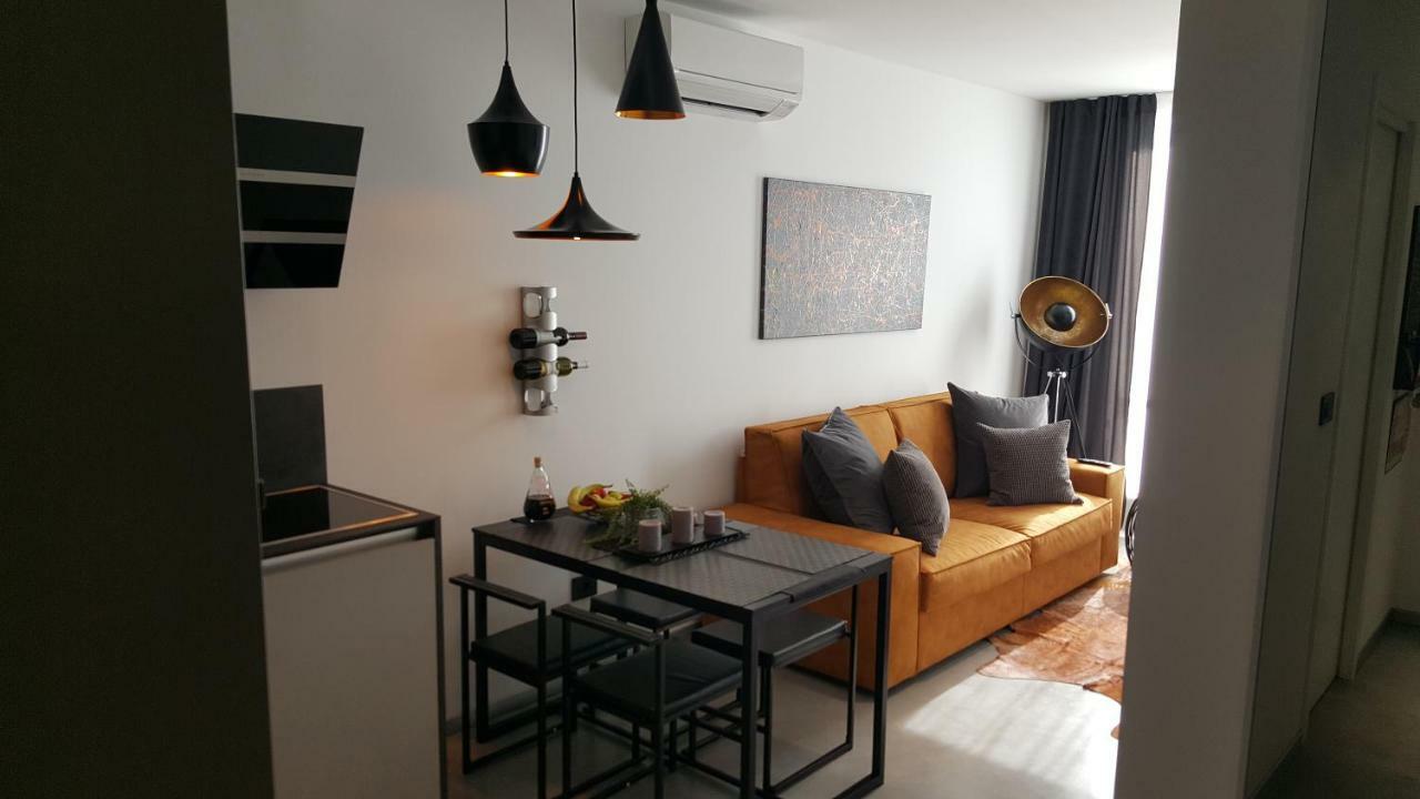Apartman Vip, With Free Garage Parking Pula Exterior photo