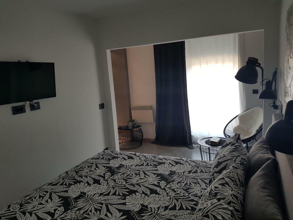 Apartman Vip, With Free Garage Parking Pula Exterior photo