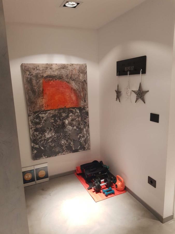 Apartman Vip, With Free Garage Parking Pula Exterior photo